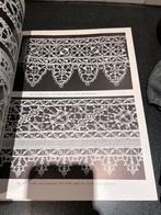 Trois siècles de dentelles -, Ophalen of Verzenden, Zo goed als nieuw, Overige onderwerpen, M. Risselin - Steenebrugen