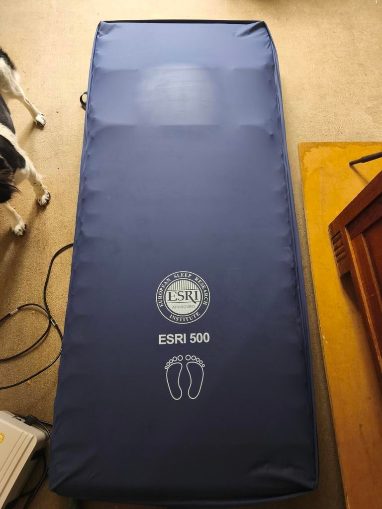 Esri 500 wisseldrukmatras decubitus, Enlèvement, Matelas