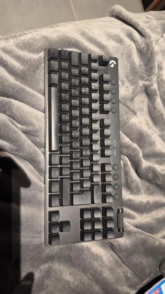 Logitech G PRO X TKL LIGHTSPEED Gaming Toetsenbord – AZERTY, Computers en Software, Toetsenborden, Gebruikt, Azerty, Draadloos