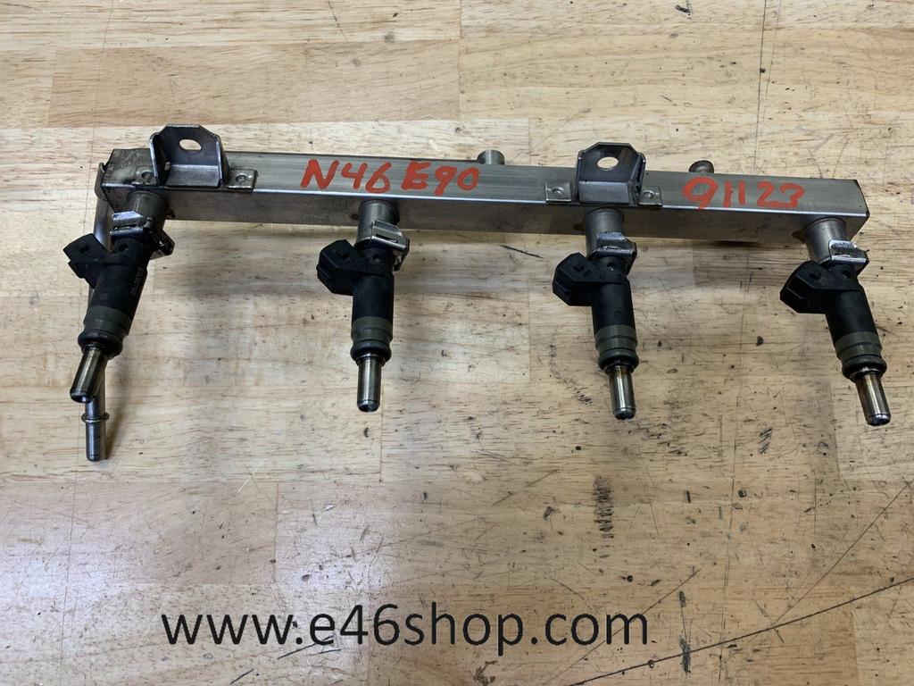 Brandstofrail BMW E90 E91 N46 MOTOR MET INJECTOR 7506158, Auto-onderdelen, Brandstofsystemen, Gebruikt, -, -, Ophalen of Verzenden