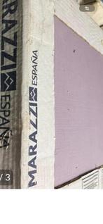 Carelage sol et pour les murs , fin chantier, Enlèvement, Comme neuf