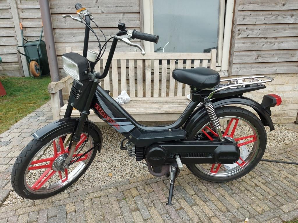 Honda camino B klasse vario 1976 met rigidas en papieren