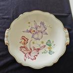 Vintage schaal op voet met decor van bloemen - Zeh Scherver, Antiek en Kunst, Ophalen of Verzenden