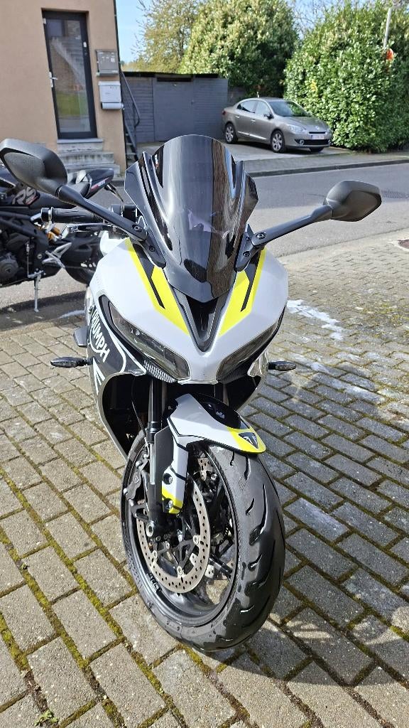 Triumph Daytona 660, Motoren, Motoren | Triumph, Nieuw, Motorrijbewijs A, 660 cc, 3 cilinders