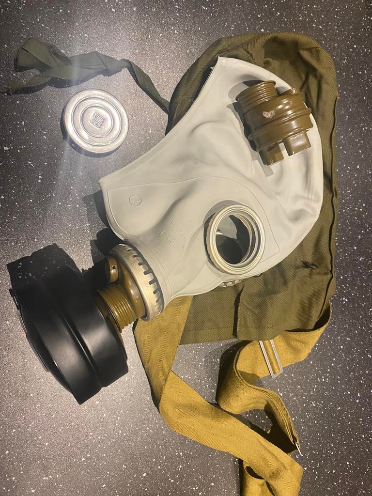 Gp gasmasker met NATO filter, Verzamelen, Militaria | Algemeen, Ophalen of Verzenden