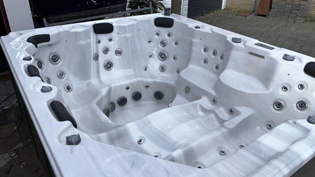 ❤️‍🔥 Gebruikte jacuzzi ❤️‍🔥 7 personen 1 jaar garantie, Tuin en Terras, Zwembad-toebehoren, Zo goed als nieuw, Filter, Ophalen of Verzenden