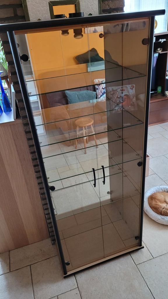 Vitrine avec miroir et éclairage, 25 à 50 cm, Comme neuf, Avec tablette(s), 150 à 200 cm