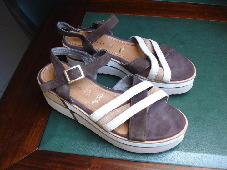 Tamaris sandalen, dames/meisjes. mt 39, Kleding | Dames, Schoenen, Gedragen, Sandalen of Muiltjes, Bruin, Ophalen of Verzenden