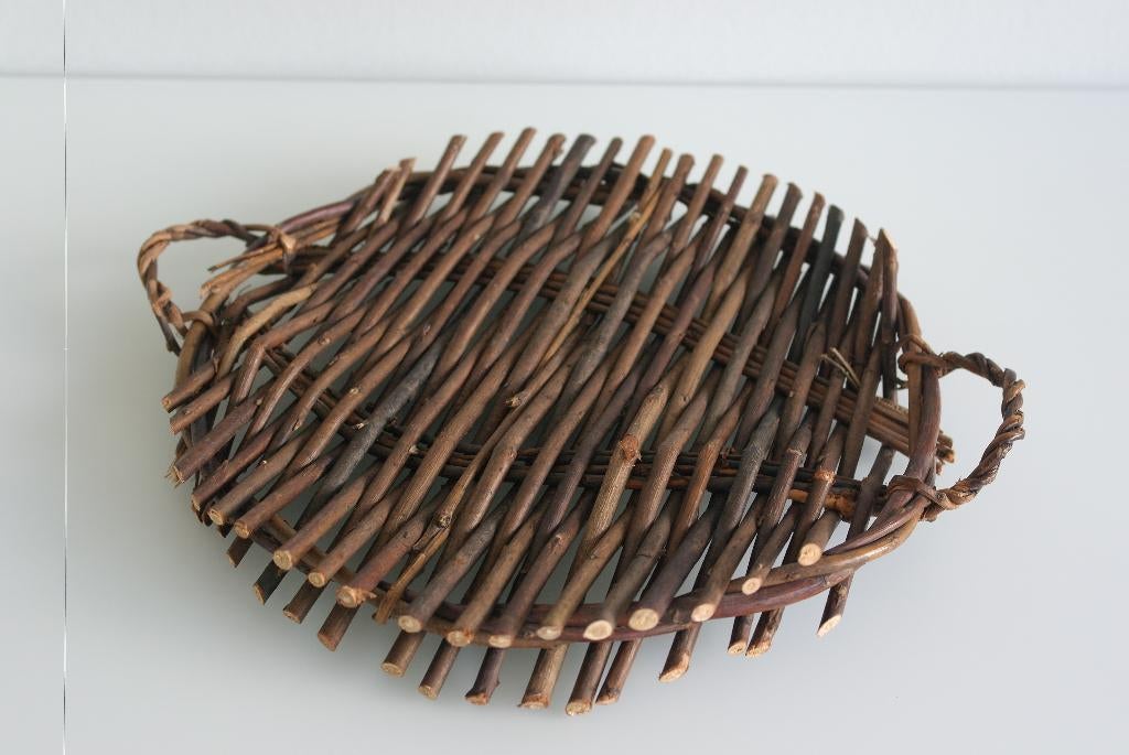 taille du plat en roseau : 25 cm x 30 cm, Enlèvement ou Envoi, Comme neuf, Rond, Osier