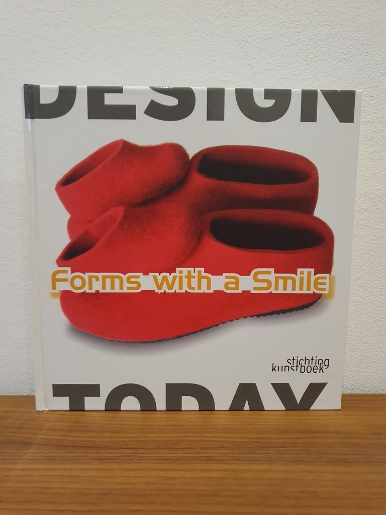 Design Today - Forms with a smile, Livres, Art & Culture | Photographie & Design, Enlèvement ou Envoi