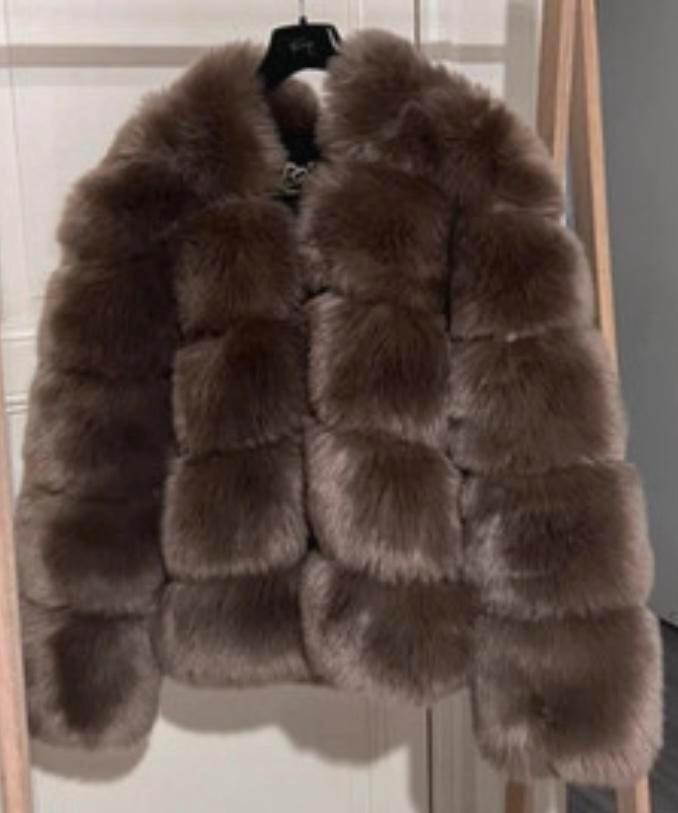 Bontjas faux fur jas met capuchon, Kleding | Dames, Jassen | Winter, Zo goed als nieuw, Maat 42/44 (L), Bruin, Ophalen of Verzenden