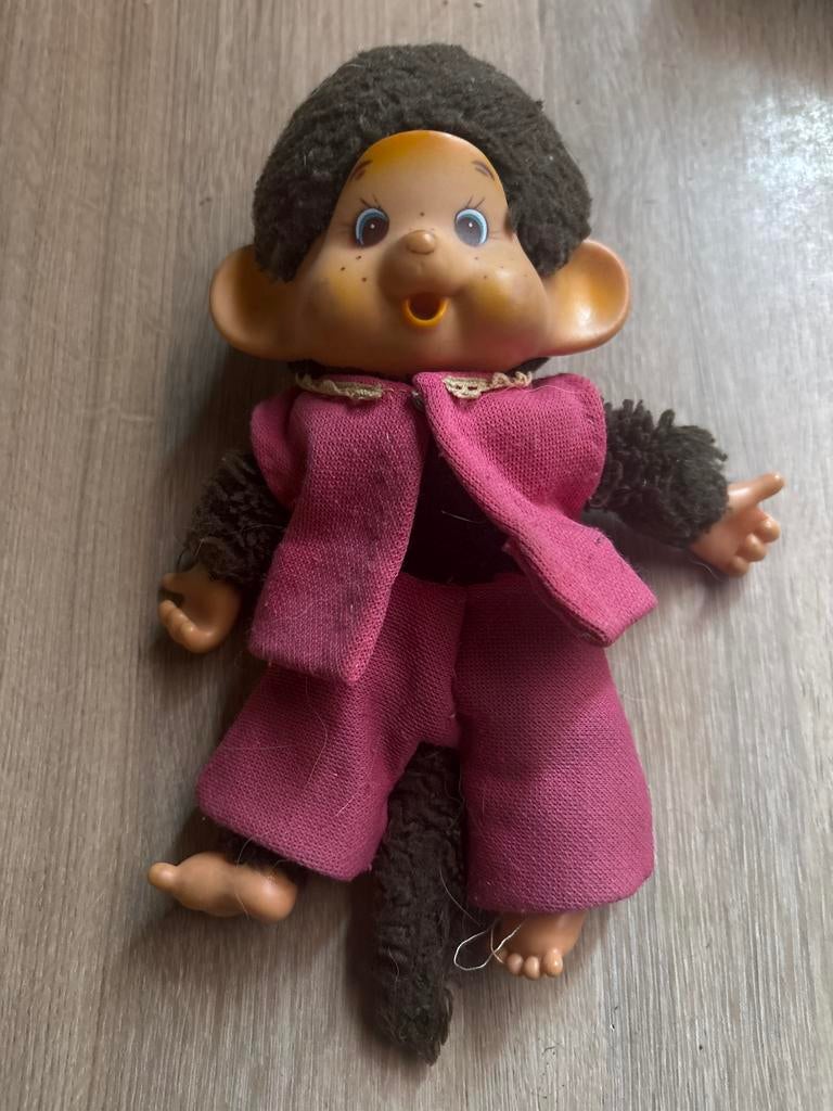 Monchichi uit 1974, Verzamelen, Poppenhuizen en Toebehoren, Ophalen of Verzenden, Gebruikt, Overige typen