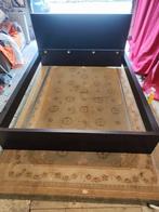 Lit malm Ikea 1m60 sur 2m, Huis en Inrichting, Slaapkamer | Bedden, Ophalen