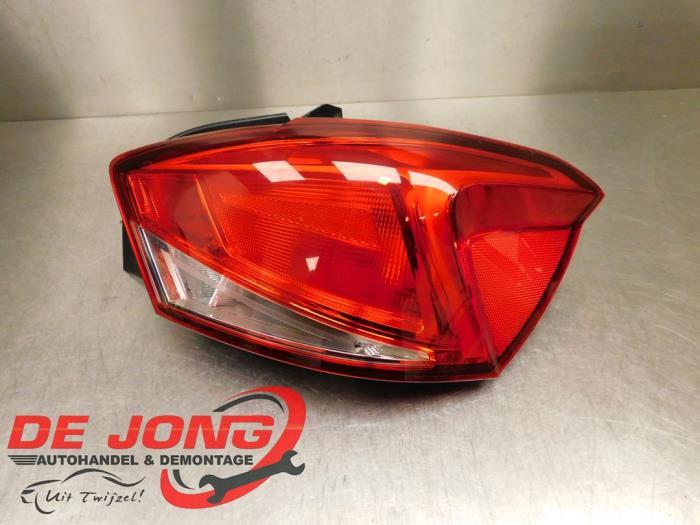 Feu arrière droit d'un Seat Ibiza, Autos : Pièces & Accessoires, -, 3 mois de garantie, Utilisé, -