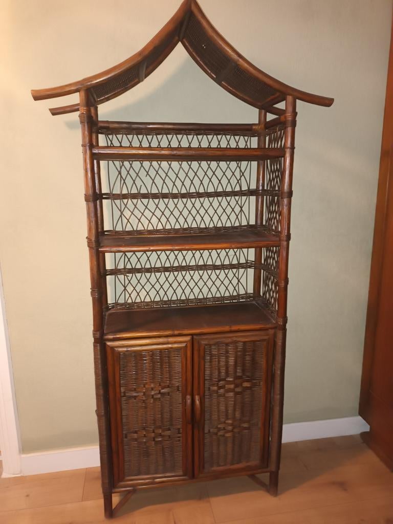 Vintage rotan pagode etagère, Antiek en Kunst, Curiosa en Brocante, Ophalen