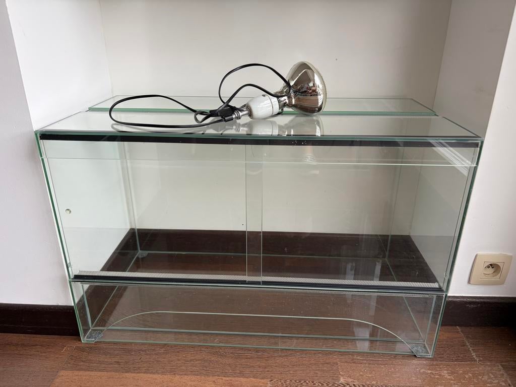 Terrarium 160 ltr + luminaire infrarouge, Enlèvement, Comme neuf