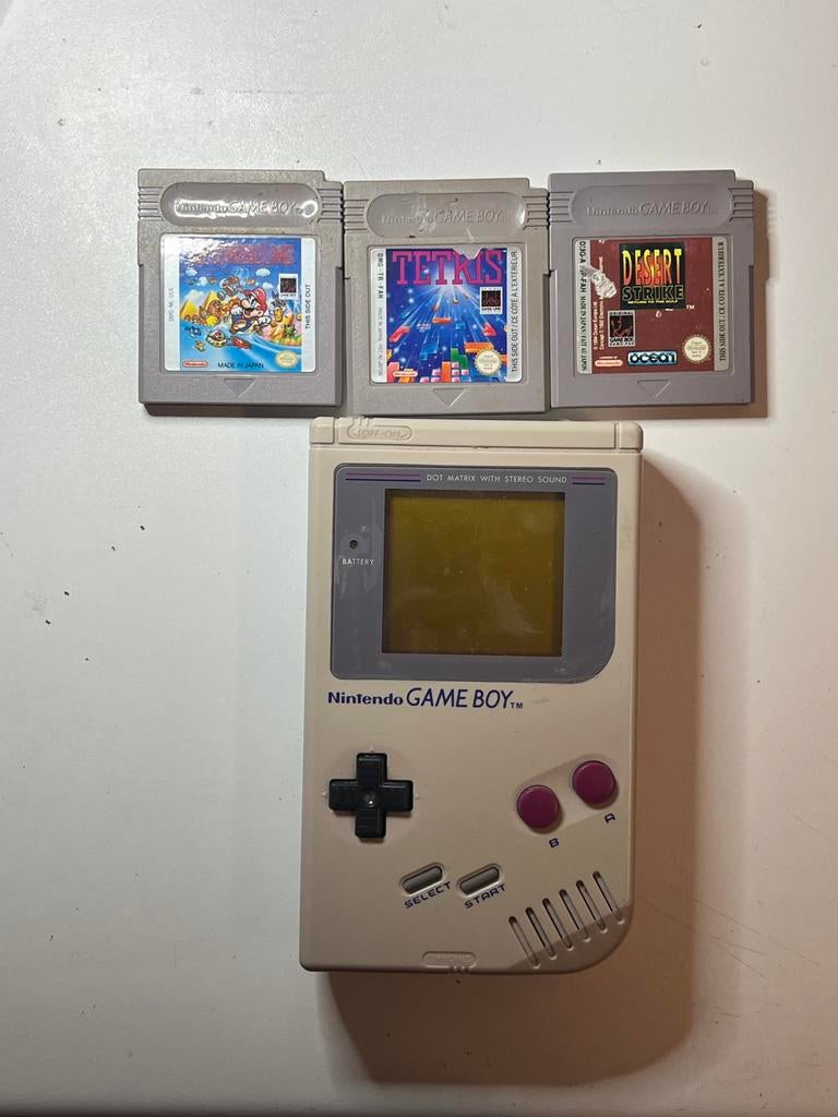 Nintendo Game Boy + Super Mario, Tetris et Desert Strike, Enlèvement ou Envoi, Comme neuf