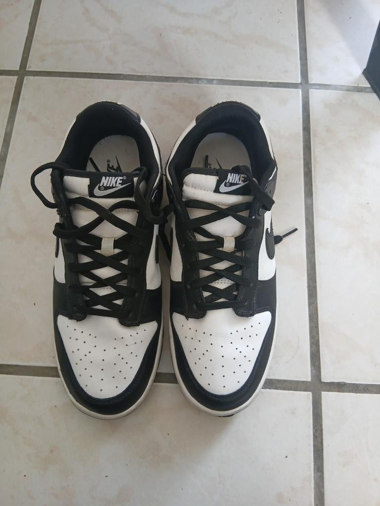 Nike Panda Dunks maat 42, Enlèvement