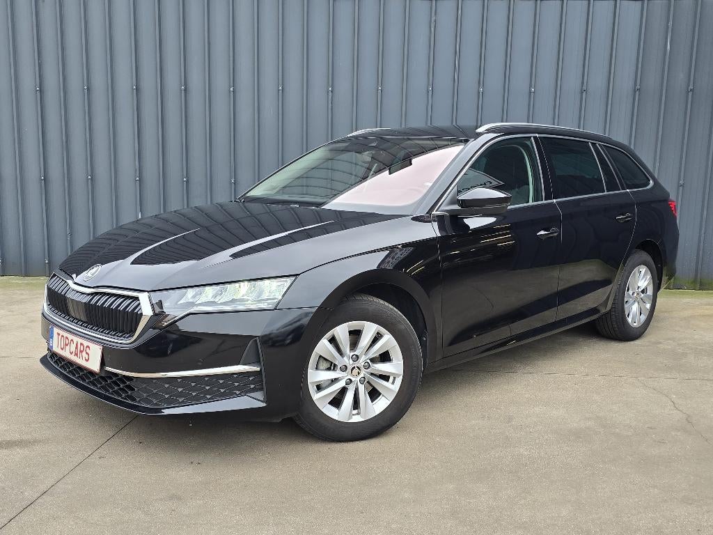 ✔ SKODA Octavia 1.5TSI DSG 115pk Combi °Facelift model 2025❗, Auto's, Skoda, Lichtsensor, 4 cilinders, Leder en Stof, Zwart