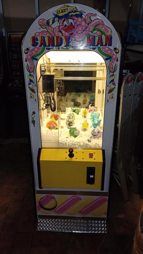 Machine à saisir Candyman Elaut, Collections, Machines | Machines à sous, Euro, Avec clés, Enlèvement