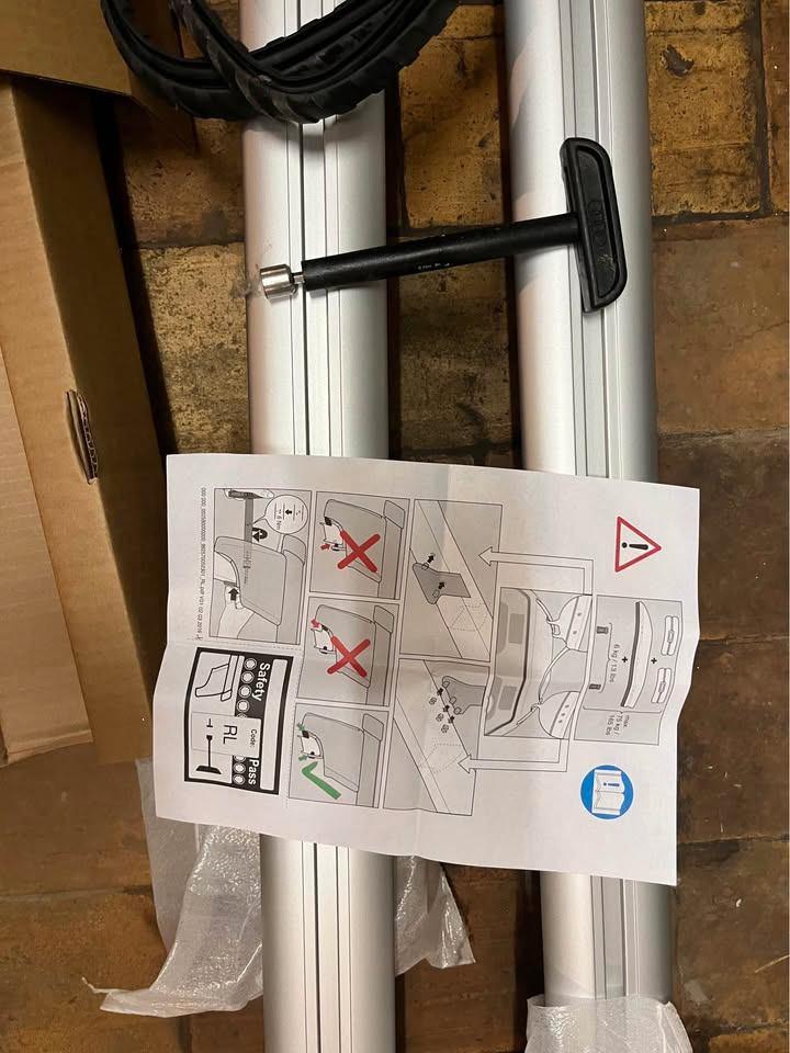 Originele nieuwe Audi Q5 dakdragers, Auto diversen, Dakkoffers, Nieuw, Ophalen