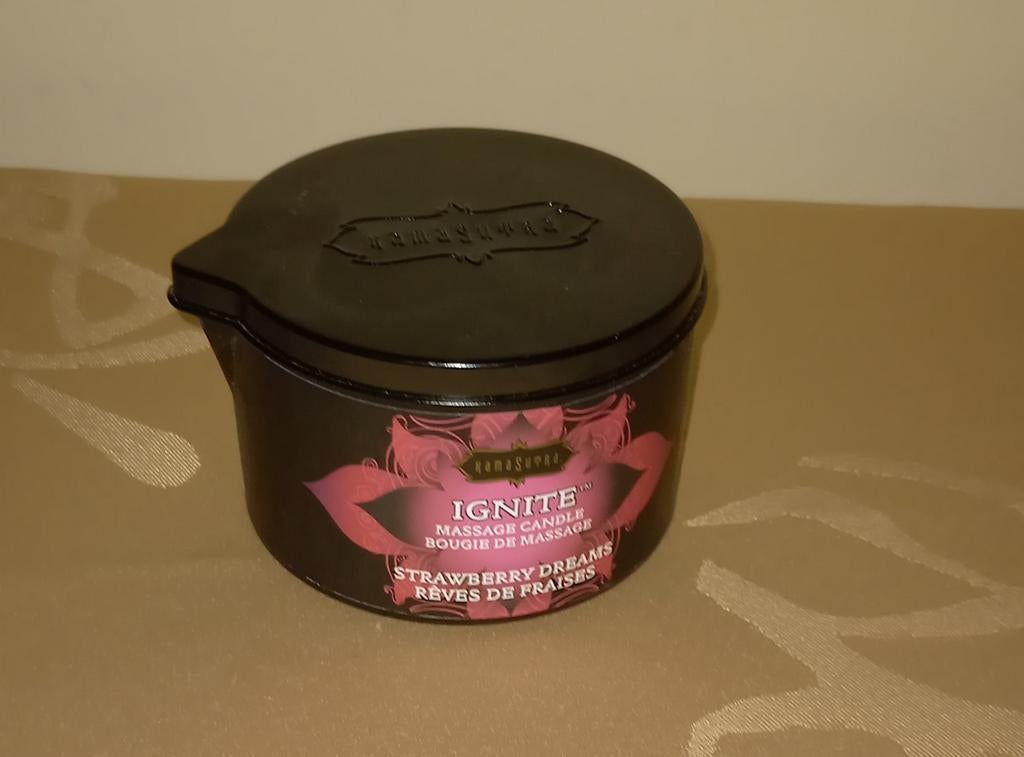 Massage kaars 1X gebruikt geur aardbei., Ophalen, Zo goed als nieuw, Olie of Lotion