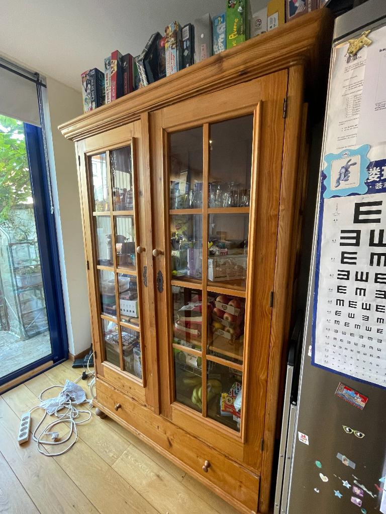 Armoire vitrée, Maison & Meubles, Armoires | Vitrines, Bois + verre, Avec tablette(s), 100 à 150 cm, Utilisé