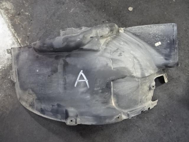 PARE BOUE AVANT DROIT Mercedes-Benz A (W169), Utilisé, Droite, Mercedes-Benz, Garde-boue