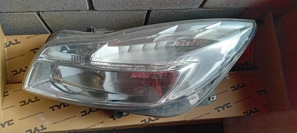 Koplampen Opel Insignia, Particulier, Te koop