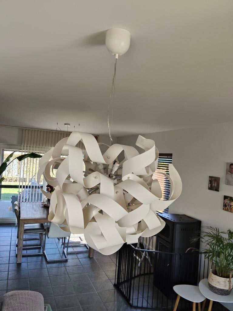 Luster te koop, prima staat. Alle elementen zijn wit en afne, Ophalen