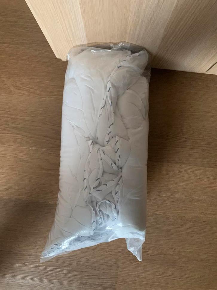 Couette EMMA NUAGE NEUF, Maison & Meubles, Chambre à coucher | Linge de lit, Neuf, Couverture ou Couette, Une personne, Blanc