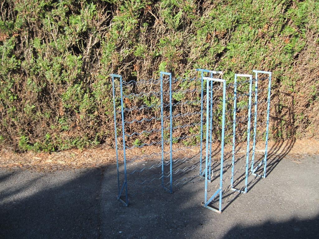 Professionele stalen wijnrekken uit wijnkelder., Ophalen, Gebruikt, Metaal, 25 flessen of meer