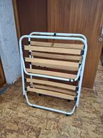 Lit d'appoint très bon état, Enlèvement