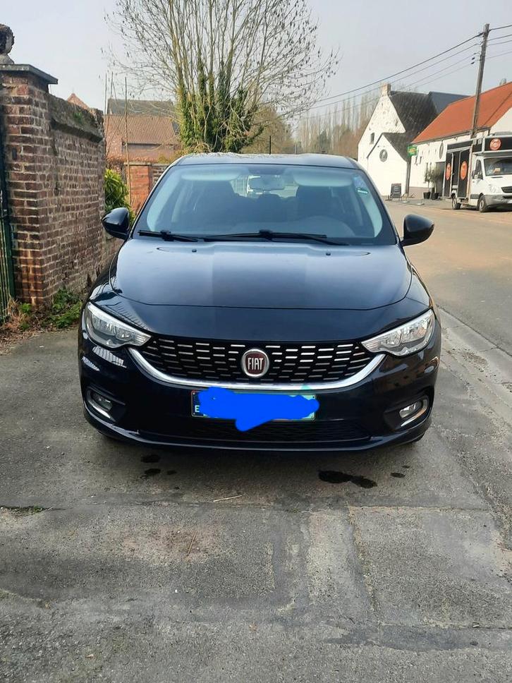 Fiat tipo 1.4 bouwjaar 2016 zwart, Autos, Fiat, Tipo, ABS, Phares directionnels, Airbags, Air conditionné, Bluetooth, Essence