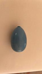 Oeuf à repriser, Envoi