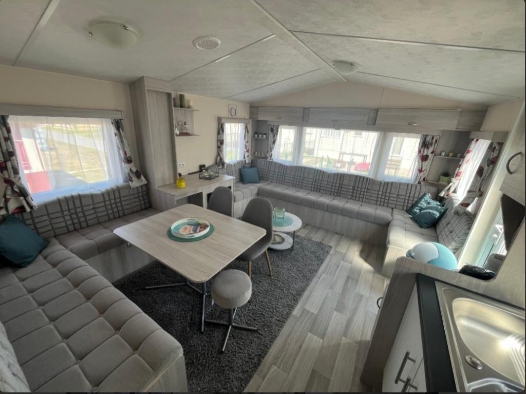 Stacarvan New Horizon 2020 -Bredene, Caravans en Kamperen, Stacaravans, tot en met 4, Ophalen