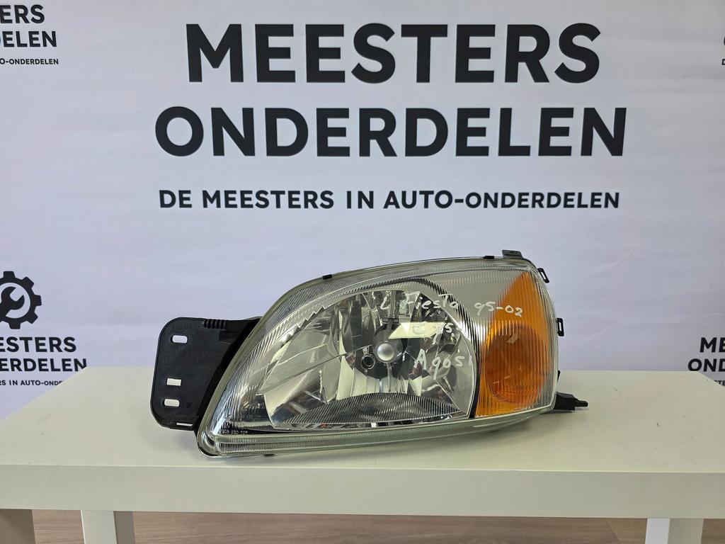 Ford Fiesta 4 Koplamp Links YS6113006EC, -, -, -, Enlèvement ou Envoi