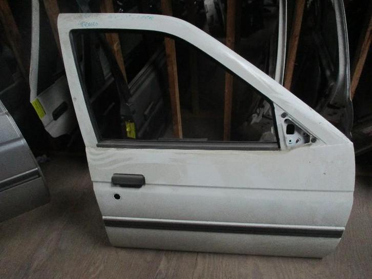 PORTE AVANT DROITE Ford Orion (AFL) (01-1990/12-1993), Autos : Pièces & Accessoires, Carrosserie & Tôlerie, Porte, Ford, Avant