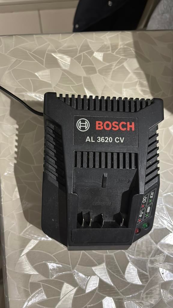 Acculader, Ophalen, Zo goed als nieuw