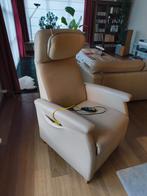 Relax sta op stoel., Ophalen