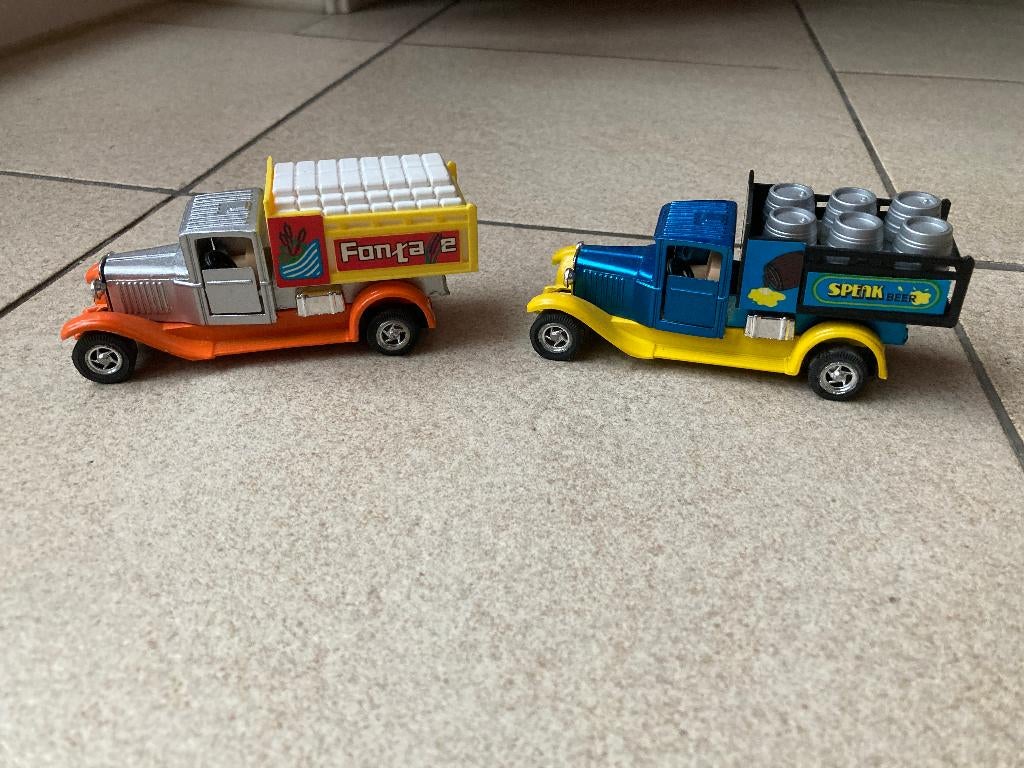 Set van 2 wagens ( speelgoed auto's ), Ophalen of Verzenden