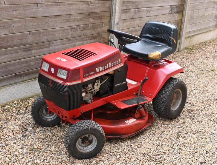 Wheel Horse 212 zitmaaier, Tuin en Terras, Zitmaaiers, Zo goed als nieuw, 90 tot 120 cm, Elektrische starter, Mulchfunctie, Versnellingen
