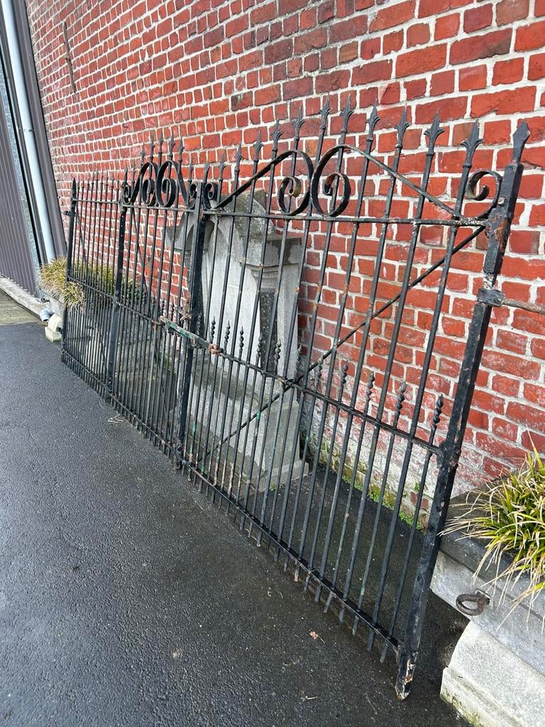 Mooi antiek dubbel hekken vol smeedijzeren poort 3m80, Ophalen, Gebruikt, IJzer, Tuinhek