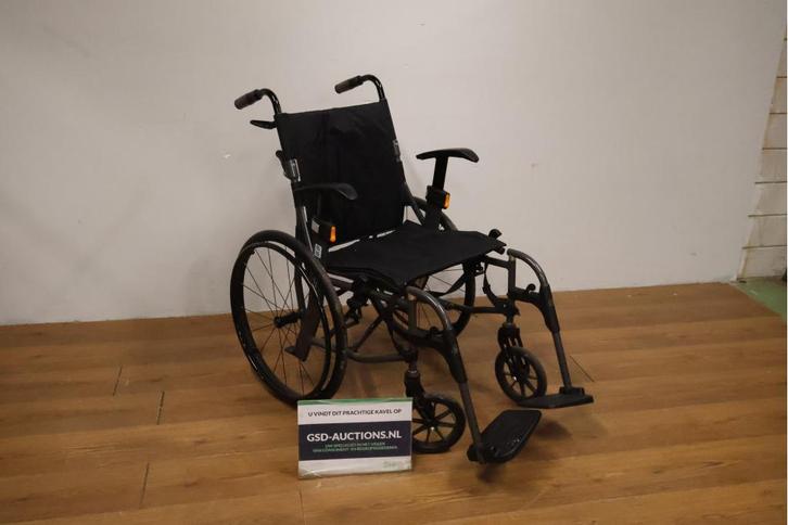 Zwarte Excel Rolstoel met Voetsteunen, Diversen, Rolstoelen