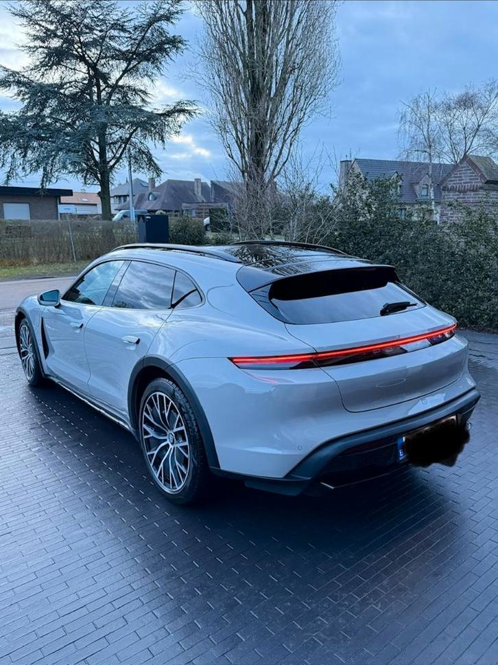Porsche Taycan 4 Cross Turismo, Autos, Porsche, Particulier, Taycan, Caméra 360°, ABS, Caméra de recul, Phares directionnels, Airbags