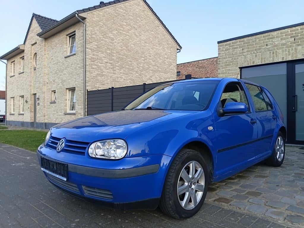 Nette Golf 4 1.6 SR | Schuifdak | 164k km, Auto's, Volkswagen, Particulier, Golf, Benzine, Euro 2, Stadsauto, Ophalen
