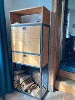 Garderobe in industriële stijl, Ophalen, Gebruikt