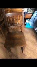 4 Chaises  Bois massif très solide une très bon état ., Maison & Meubles, Enlèvement ou Envoi, Comme neuf, Bois, Quatre