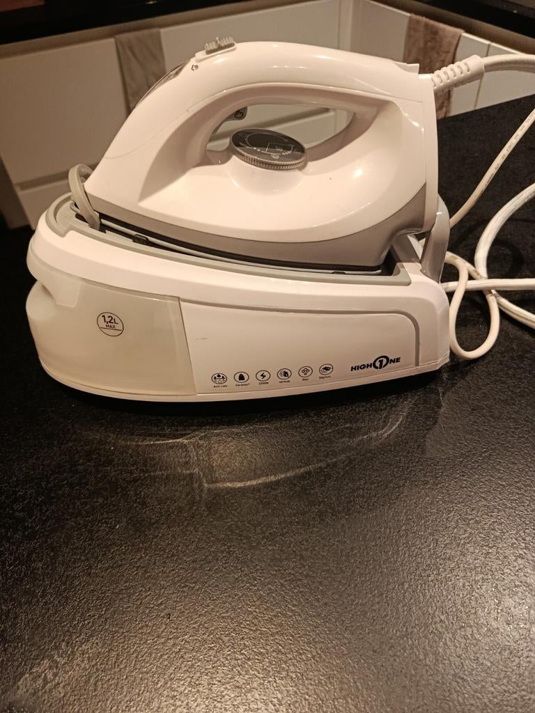 strijkijzer, Elektronische apparatuur, Strijkijzers en Strijkplanken, Ophalen, Gebruikt, Strijkijzer met snoer