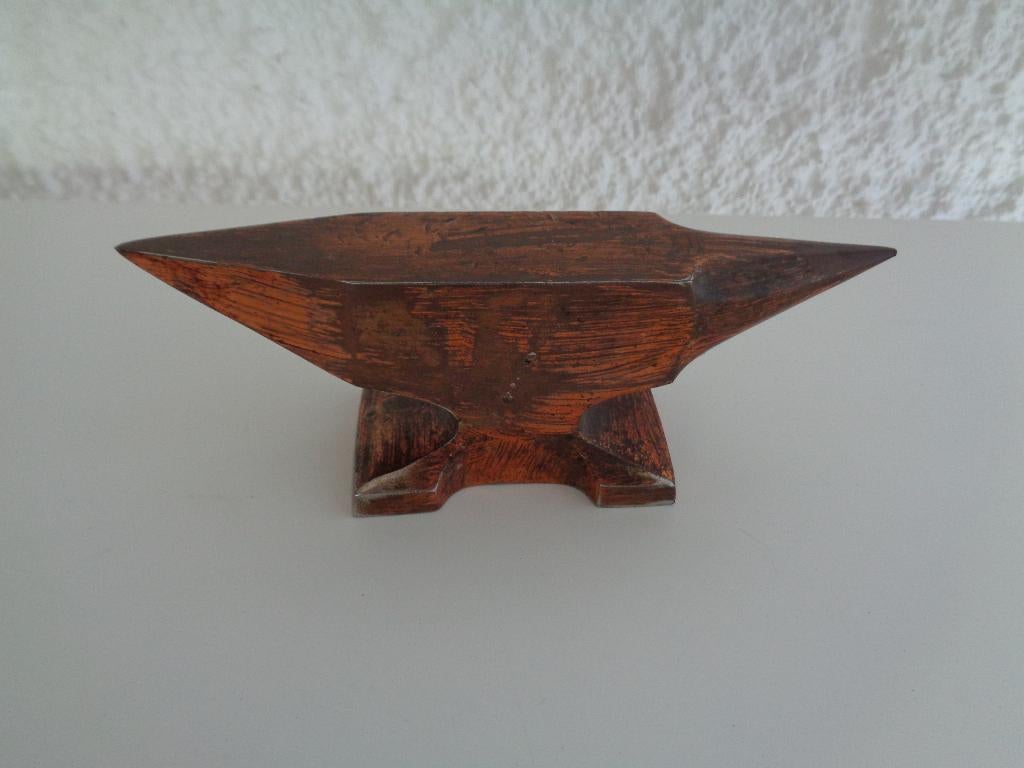 Enclume métal pour déco ou autres ancien., Antiek en Kunst, Antiek | Gereedschap en Instrumenten, Ophalen of Verzenden